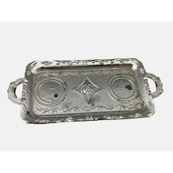 Hawaii Salt and Paper Shakers with Tray Metal Made in Japan Hula Dancers 2" Tall - Picture 2 of 9